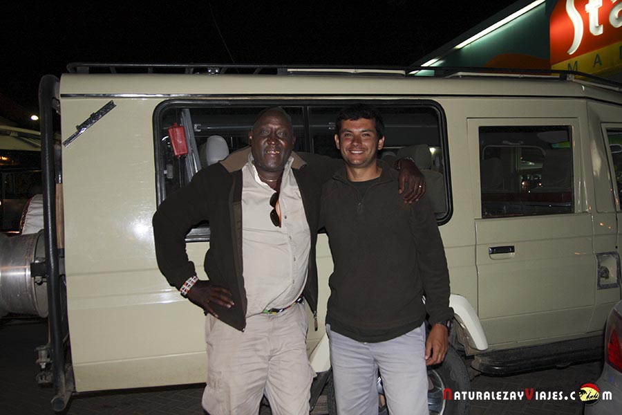 Milton Siloma y Antonio Ruiz en Kenia