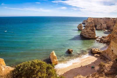 Guía práctica para viajar a las playas de Lagoa, Algarve