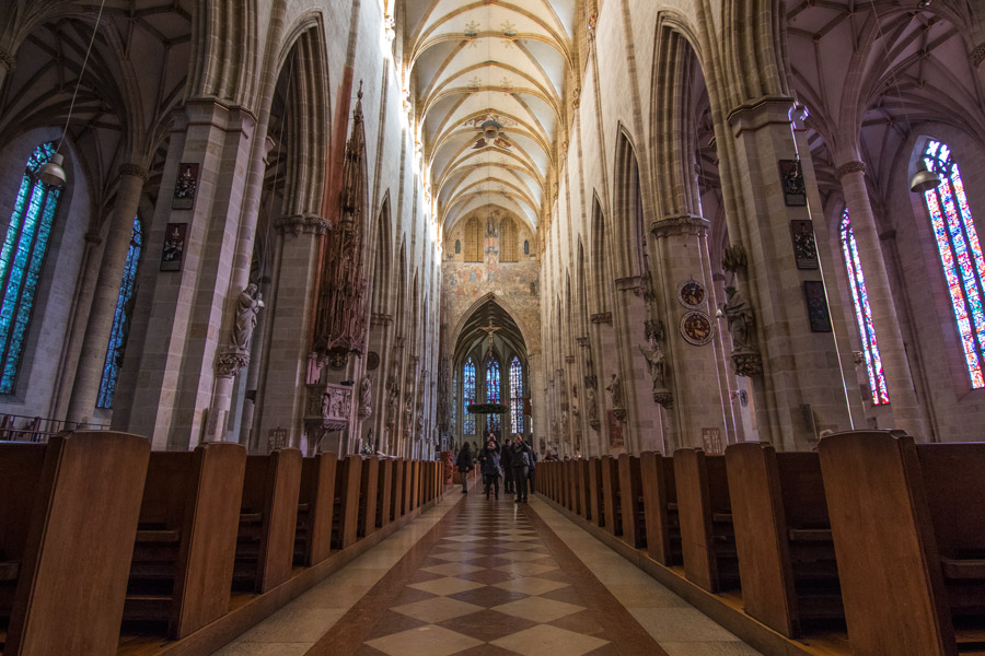 Interior de la Catedral de Ulm, Alemania