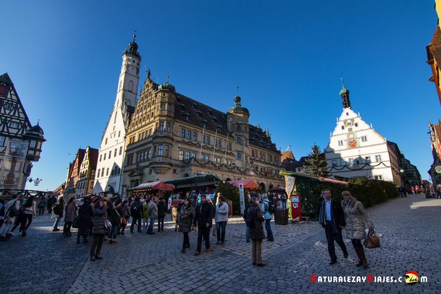 Plaza del Mercado (Marktplatz) en Rothenburg ob der Tauber