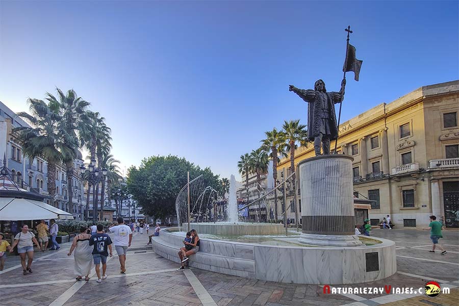 Plaza monjas, qué hacer en Huelva