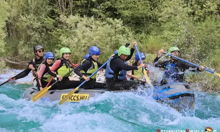 Rafting en el río Soča (Eslovenia): aventura entre aguas turquesas
