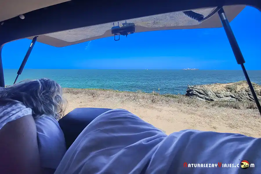 dormir y aparcar cámper playas Alentejo