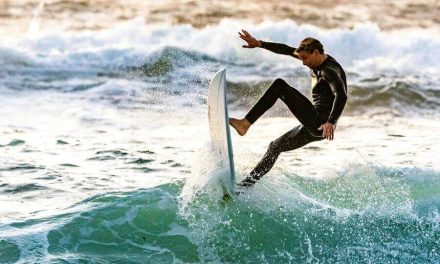 ¿Cuál es la mejor temporada de olas en Portugal para practicar surf?