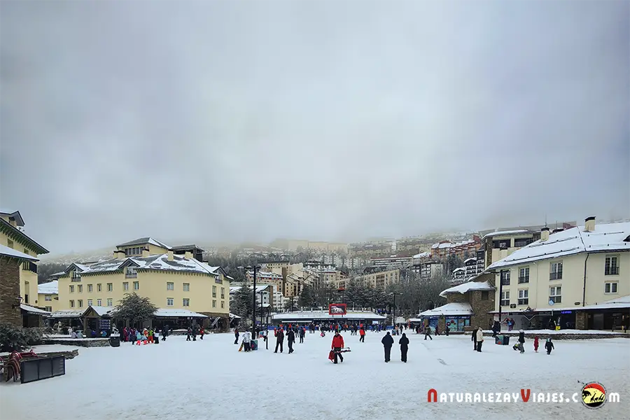 Plaza Pradollano, Sierra Nevada