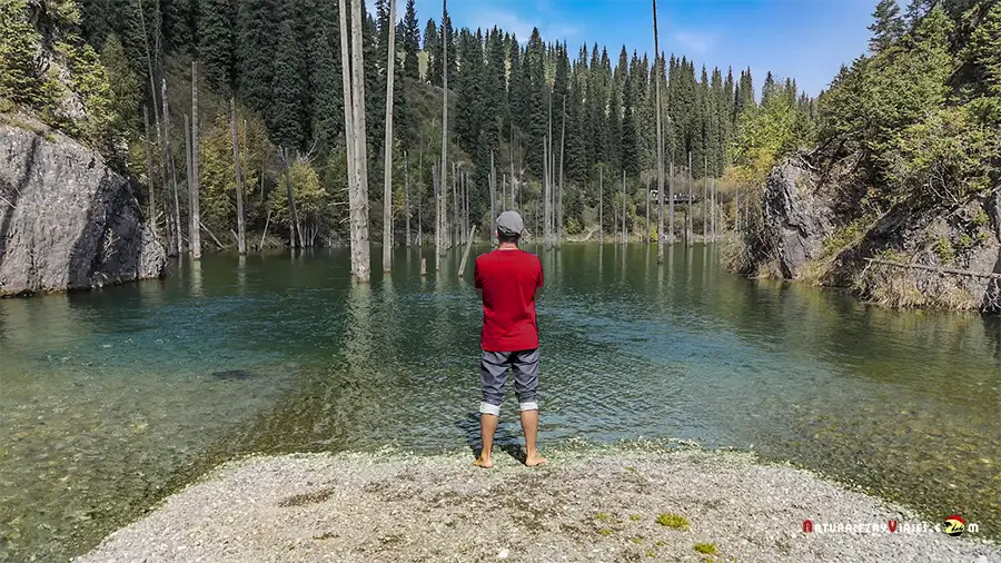 Lago Kaindy en Almaty