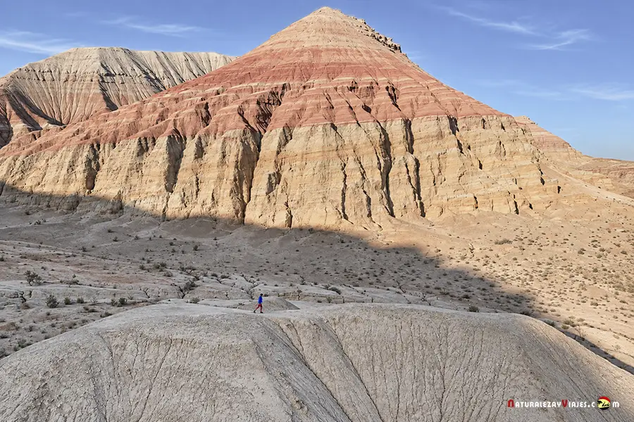 Montañas Aktau Parque Nacional Aktyn Emel Kazajistan