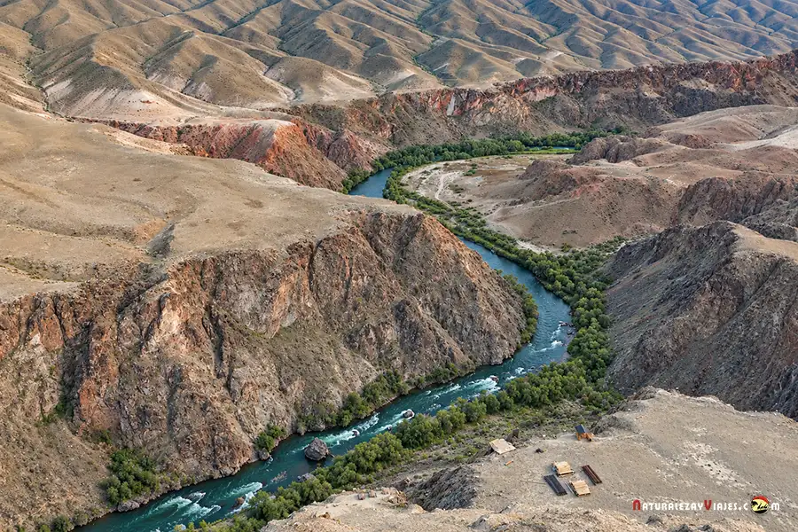 Black Canyon Almaty Kazajistán