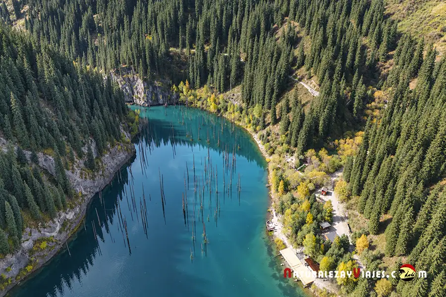 Lago Kaindy Kalmaty, Kazajistán